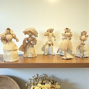 Vintage Rustic Corn Husk Dolls Set of 5 Handmade Folk Art Thanksgiving Decor